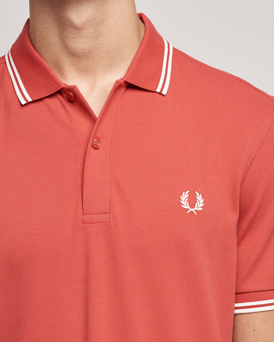 Hombres | Polos | Fred Perry | Twin Tip Polo Washed Red