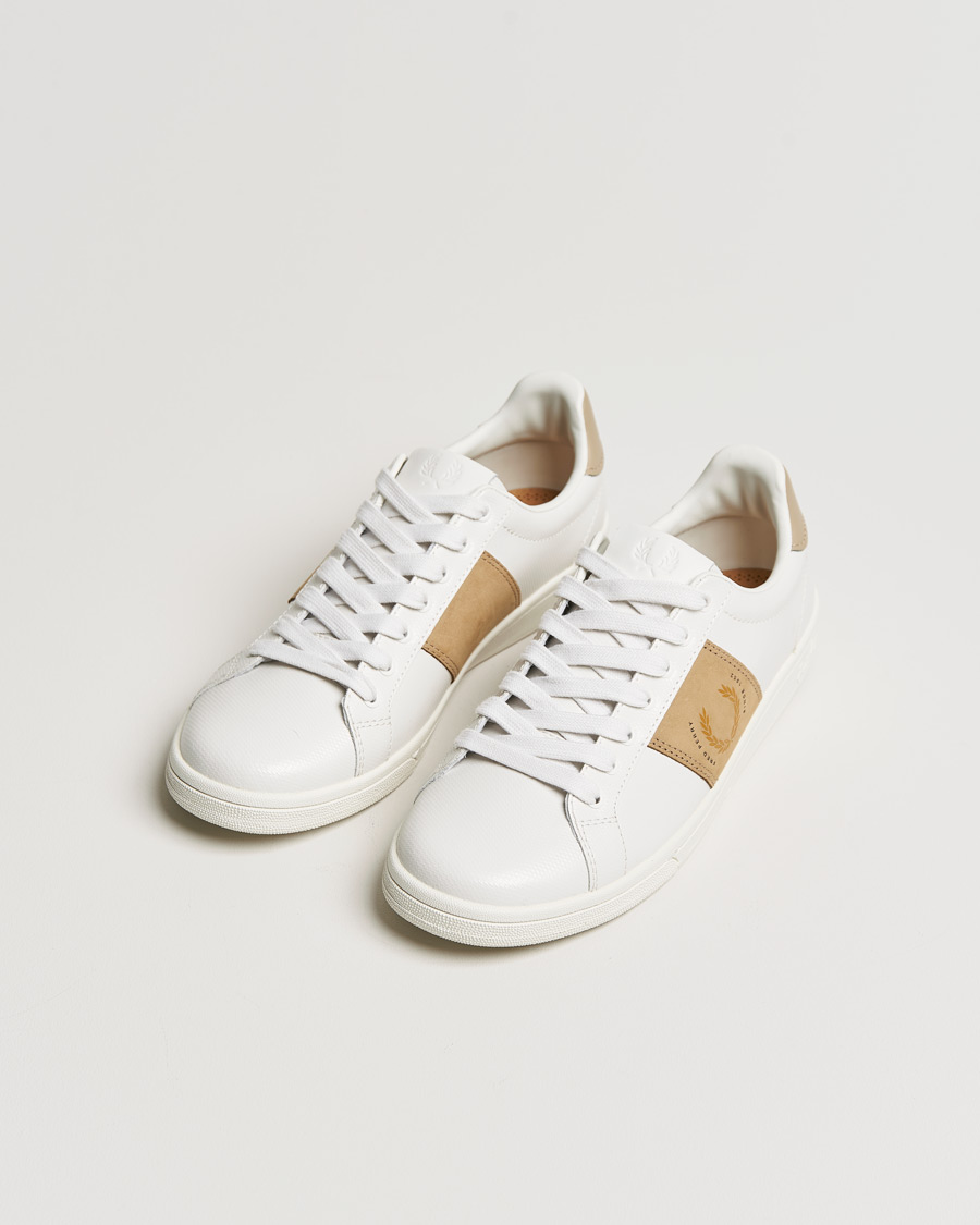 Hombres | Fred Perry B721 Pique Embossed Leather Sneaker Porcelain | Fred Perry | B721 Pique Embossed Leather Sneaker Porcelain