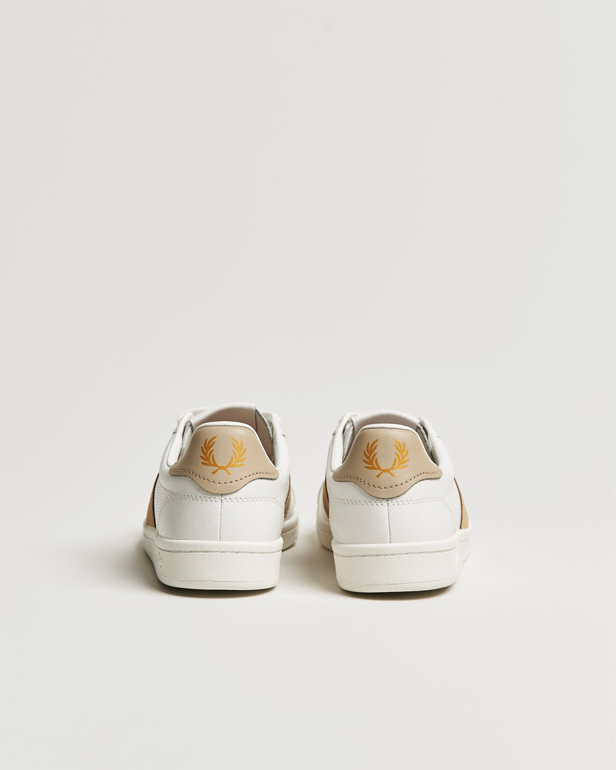 Hombres | Fred Perry B721 Pique Embossed Leather Sneaker Porcelain | Fred Perry | B721 Pique Embossed Leather Sneaker Porcelain