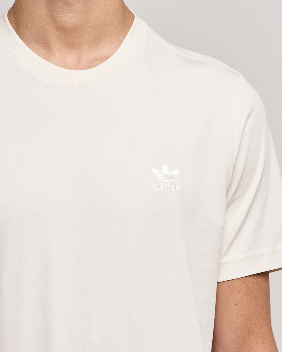 Hombres | Camisetas | adidas Originals | Essential Tee Won White