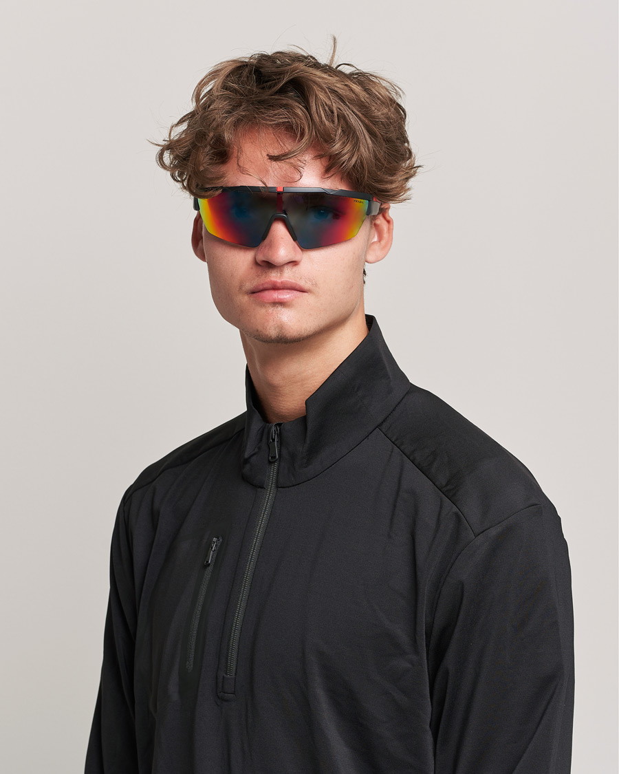 Hombres | Gafas de sol cuadradas | Prada Linea Rossa | 0PS 03XS Sunglasses Blue/Red Mirror Lens