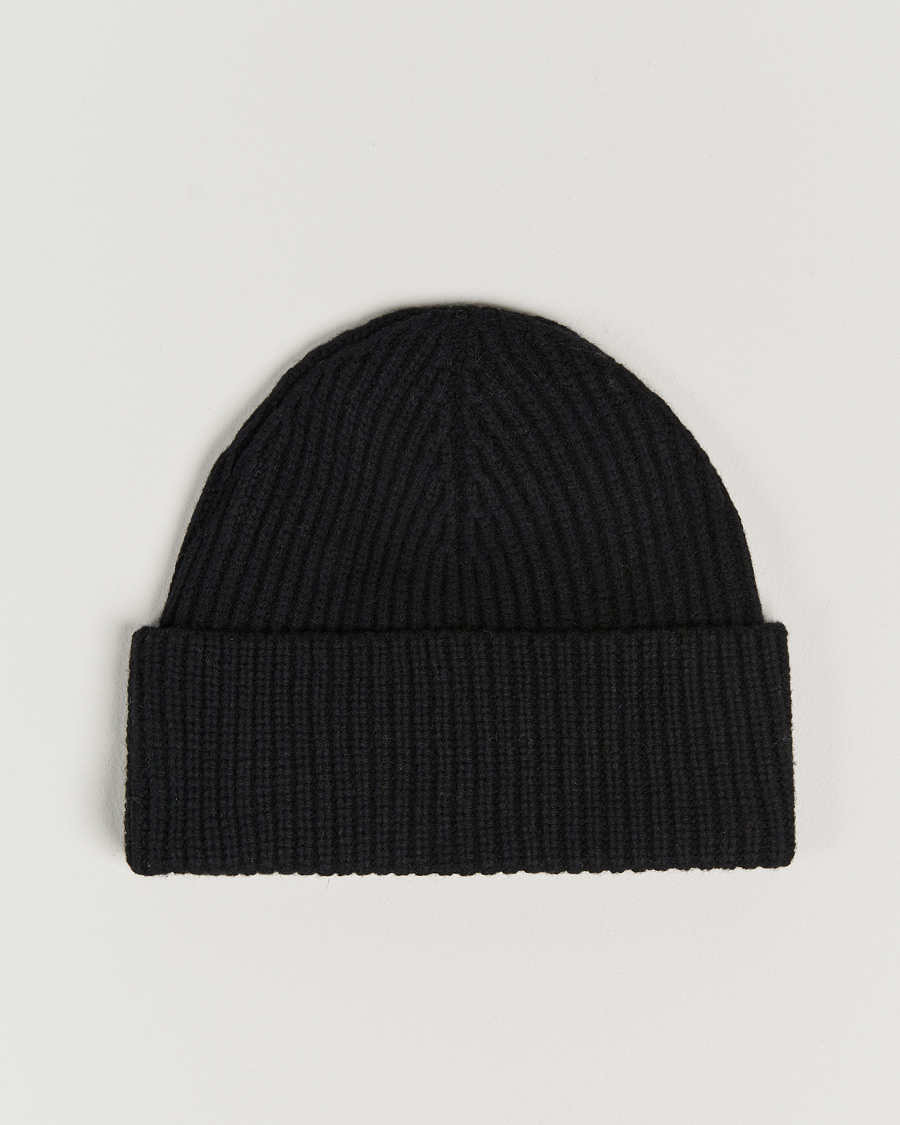 Hombres | Axel Arigato Varsity Beanie Black | Axel Arigato | Varsity Beanie Black