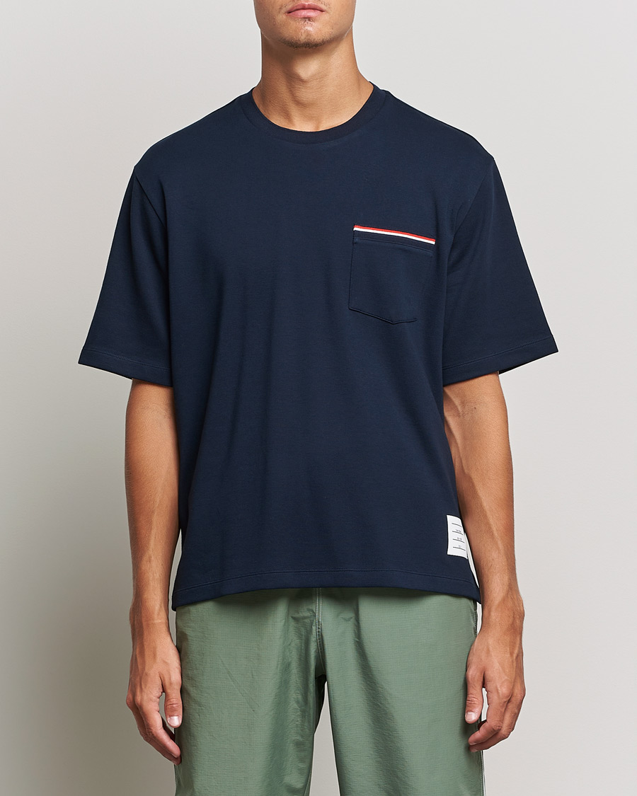 Hombres | Camisetas | Thom Browne | Oversize Pocket Stripe T-Shirt Navy