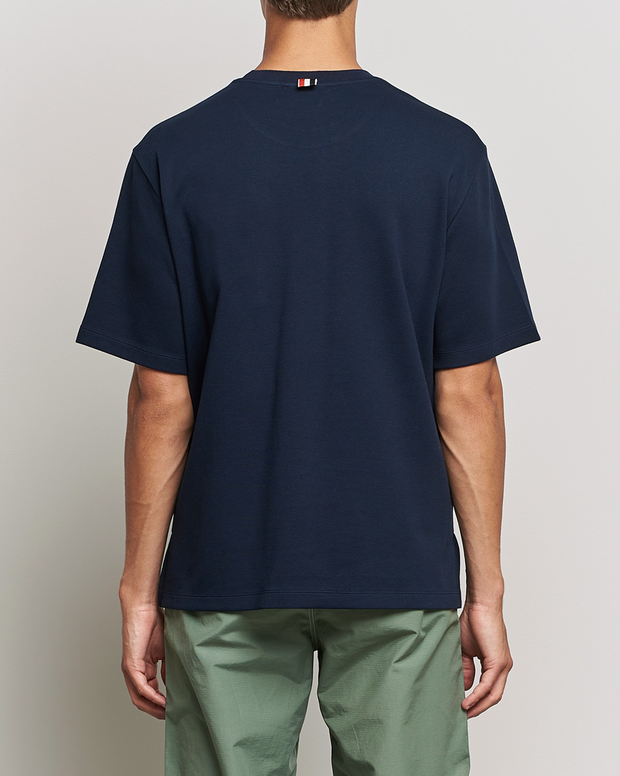 Hombres | Camisetas | Thom Browne | Oversize Pocket Stripe T-Shirt Navy