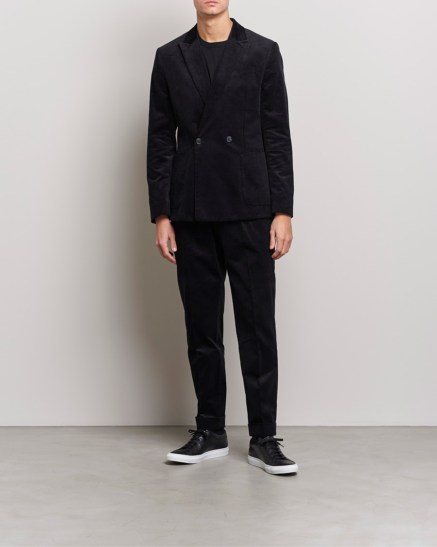 Hombres | Pantalones | J.Lindeberg | Gordon Pleated Corduroy Trousers Black