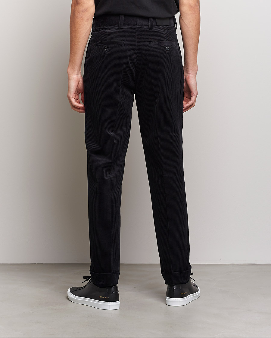 Hombres | Pantalones | J.Lindeberg | Gordon Pleated Corduroy Trousers Black