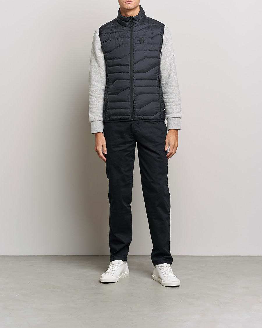 Hombres | Abrigos y chaquetas | J.Lindeberg | Cliff Light Down Vest Black