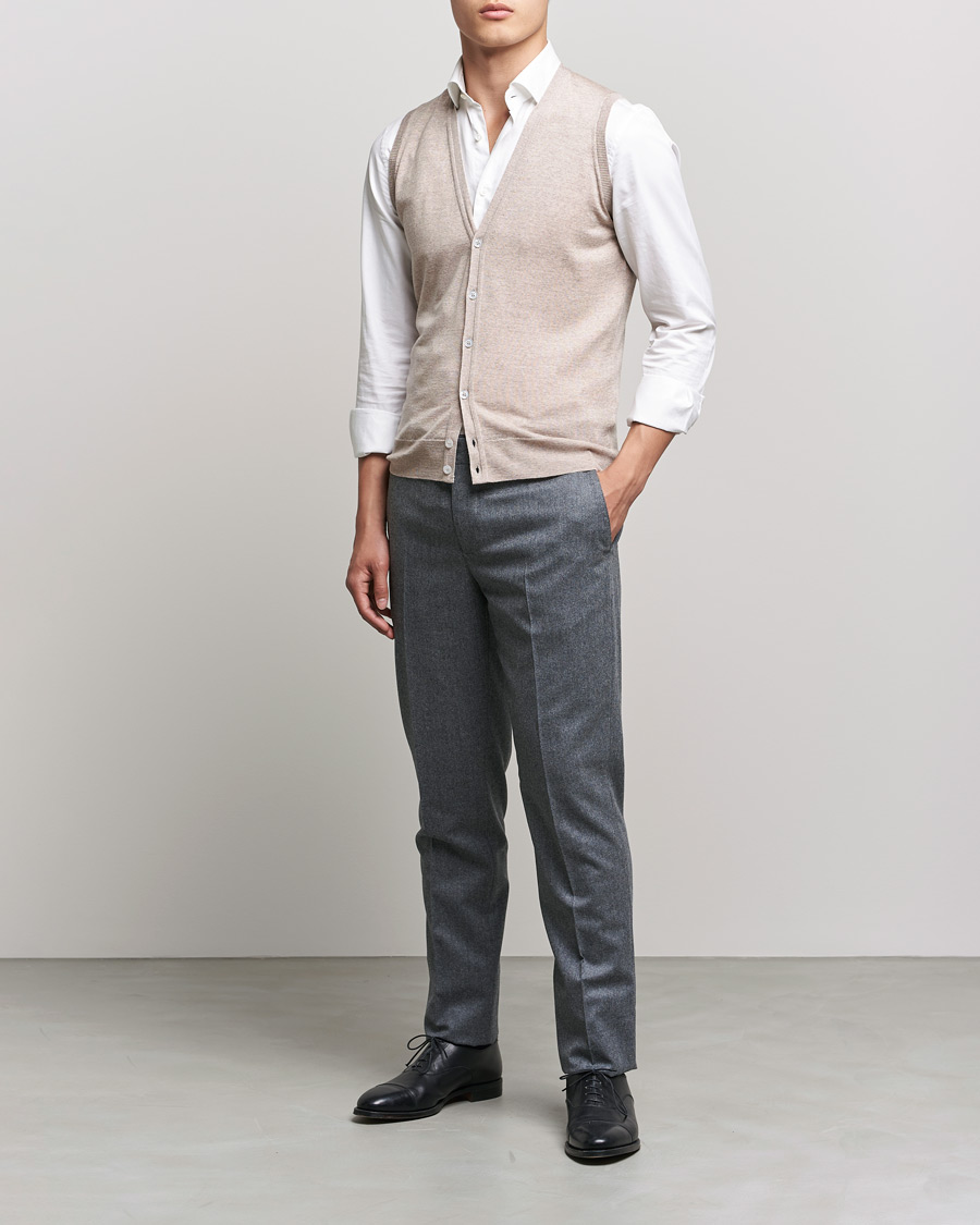 Hombres | Jerséis y prendas de punto | John Smedley | Huntswood Slim Fit Waistcoat Soft Fawn