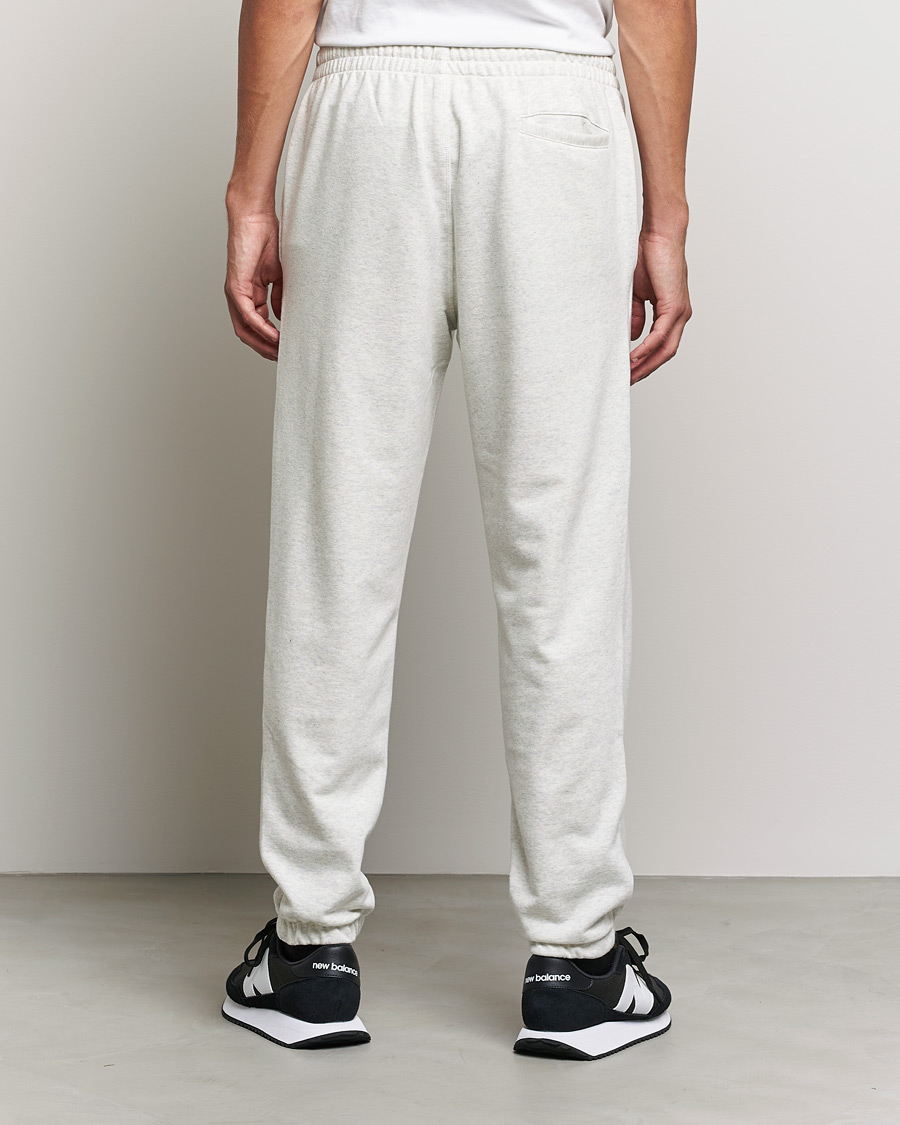 Hombres | Pantalones | New Balance | Essentials Sweatpants Sea Salt Heather