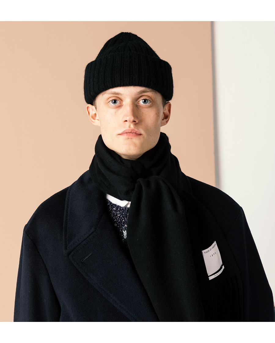 Hombres | Tiger of Sweden Sylan Wool Scarf Black | Tiger of Sweden | Sylan Wool Scarf Black