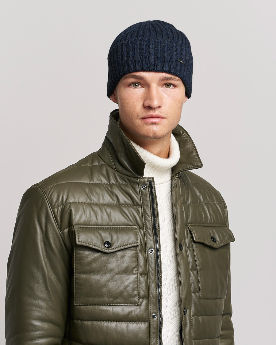 Hombres | Lino Cable Knitted Beanie Dark Blue | BOSS BLACK | Lino Cable Knitted Beanie Dark Blue