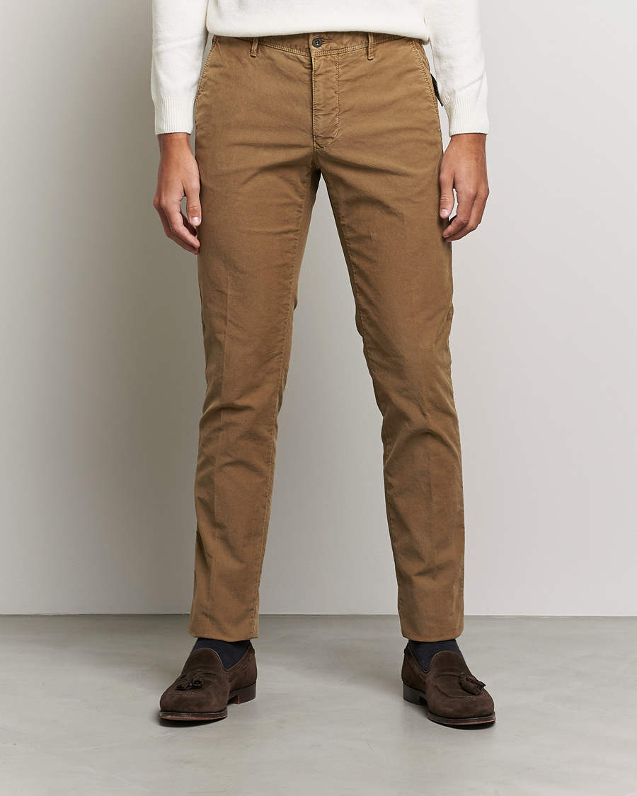 Hombres | Pantalones | Incotex | Slim Fit Garment Dyed Slacks Brown