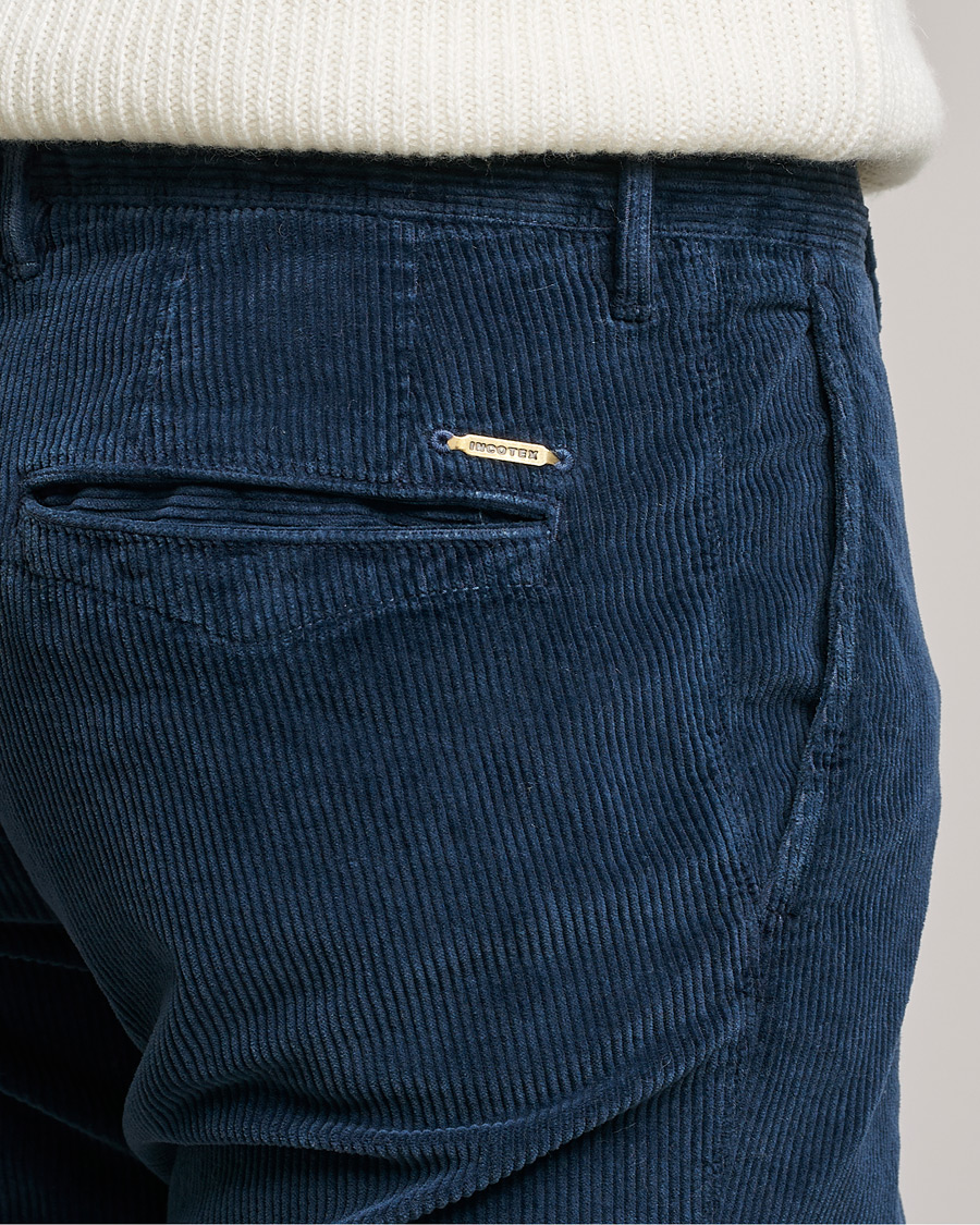 Hombres | Pantalones | Incotex | Slim Fit Leisure Cord Slacks Dark Blue