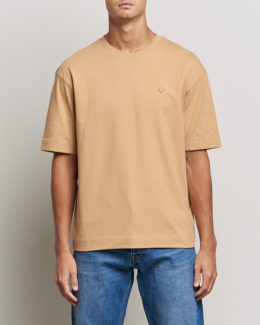 Hombres | Camisetas | GANT | Icon Crew Neck T-shirt Toffee Beige