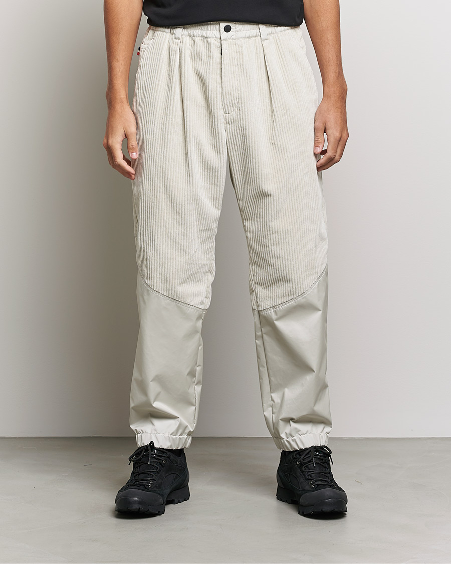 Hombres | Pantalones | Moncler Grenoble | Stretch Corduroy Pants Off White