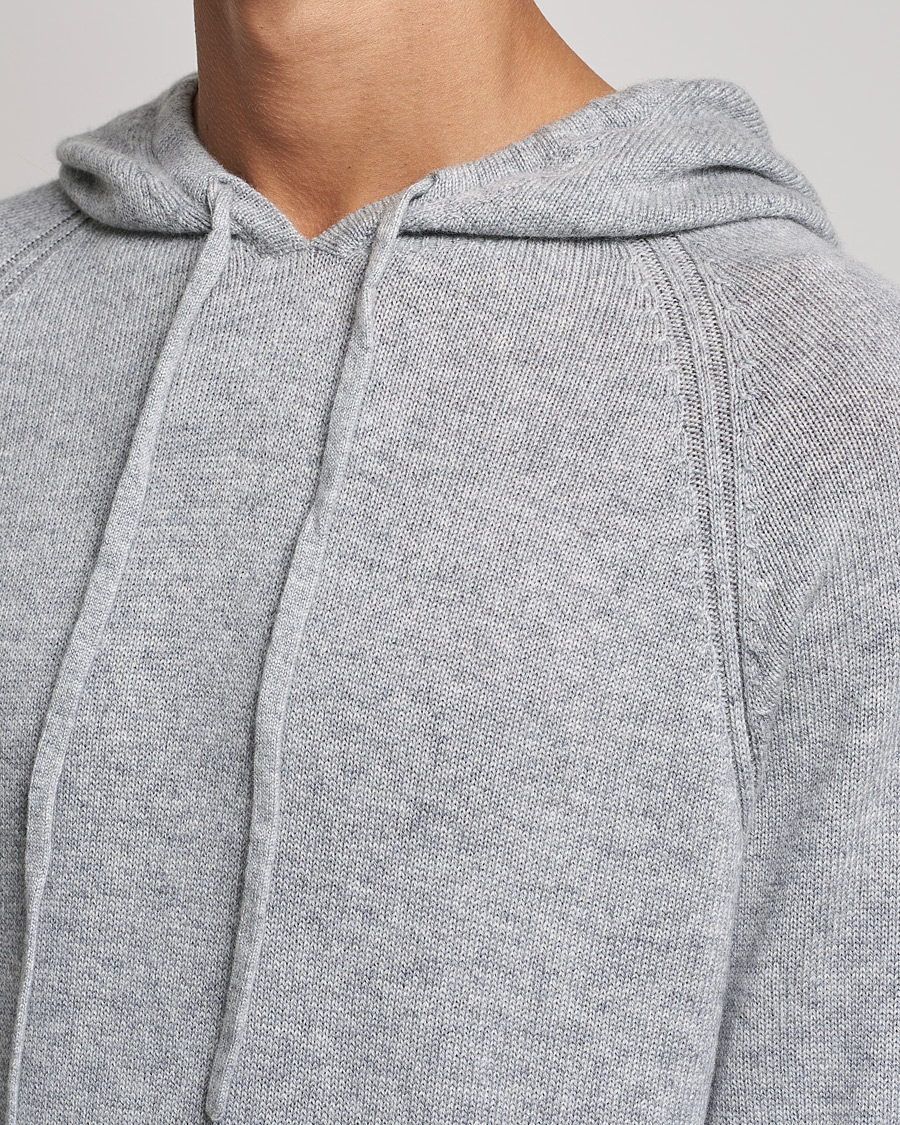 Hombres | Jerséis y prendas de punto | Johnstons of Elgin | Seamless Cashmere Hoodie Silver
