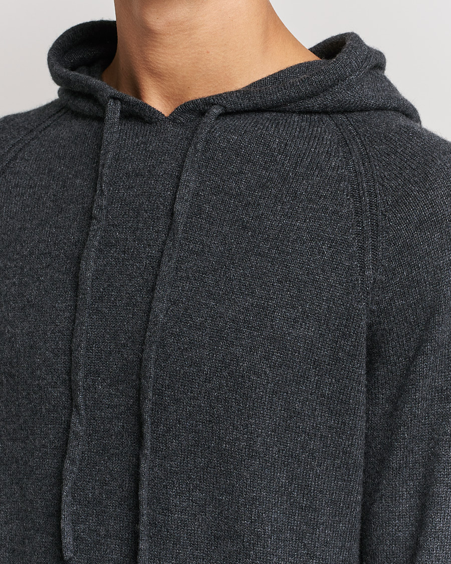 Hombres | Jerséis y prendas de punto | Johnstons of Elgin | Seamless Cashmere Hoodie Carbon