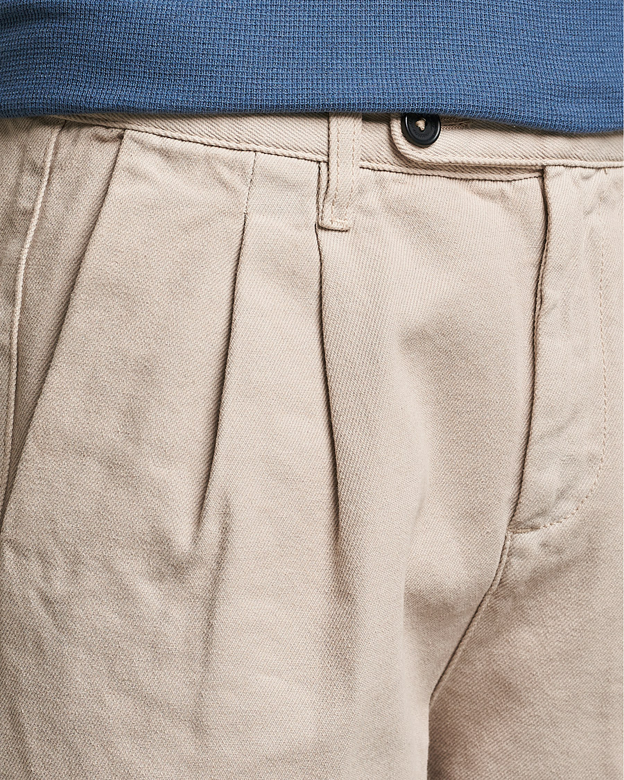 Hombres | Pantalones | Massimo Alba | Strallo Pleated Chinos Beige