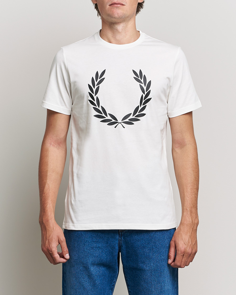 Hombres | Camisetas | Fred Perry | Laurel Wreath T-Shirt Snow White