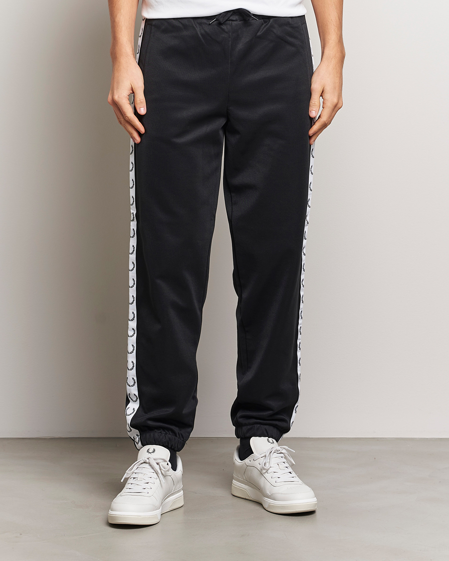 Hombres | Pantalones | Fred Perry | Taped Track Pants Black