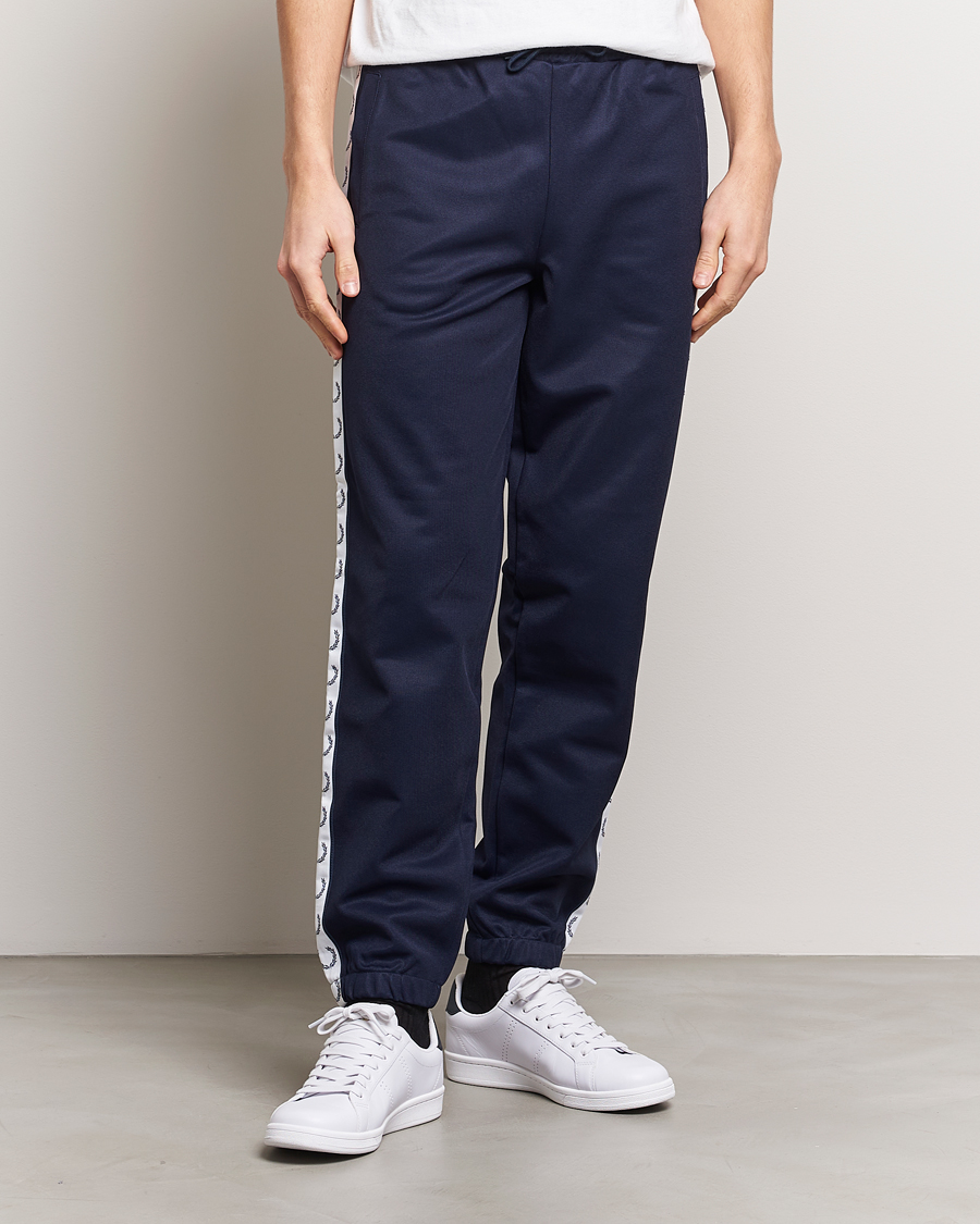 Hombres | Pantalones | Fred Perry | Taped Track Pants Carbon blue