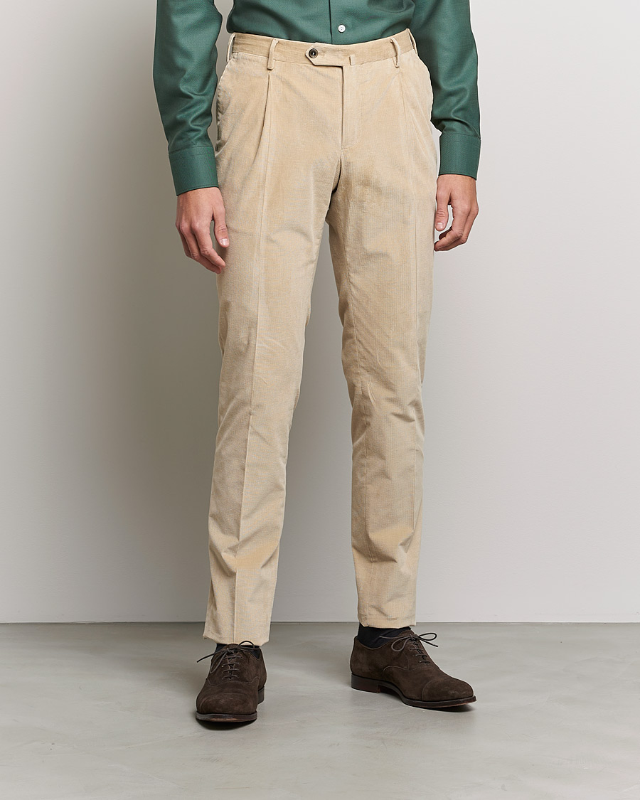 Hombres | Pantalones | PT01 | Slim Fit Pleated Corduroy Trousers Light Beige
