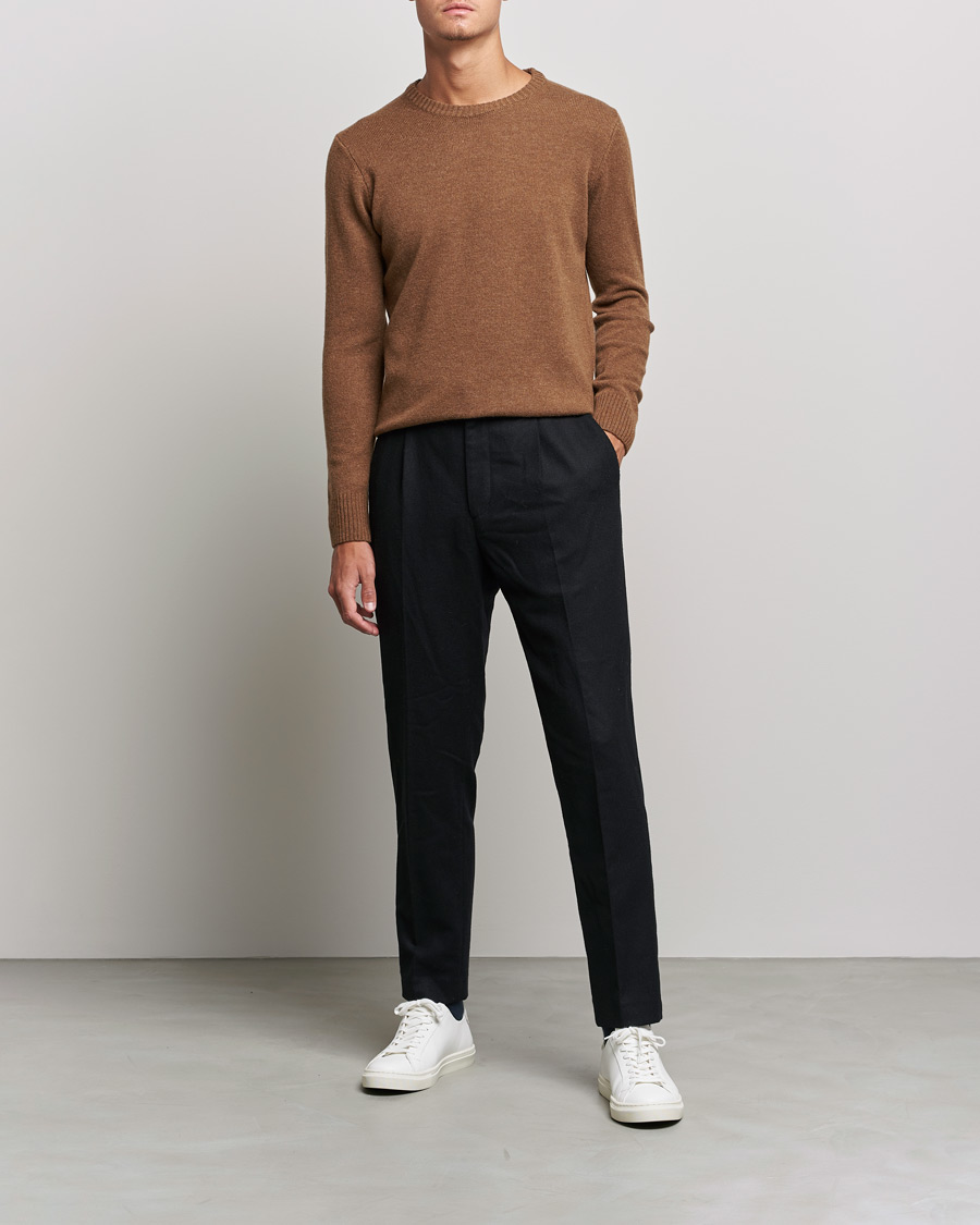 Hombres | Jerséis y prendas de punto | Oscar Jacobson | Emerson Patch Wool Roundneck Brown