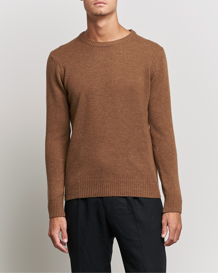 Hombres | Jerséis y prendas de punto | Oscar Jacobson | Emerson Patch Wool Roundneck Brown