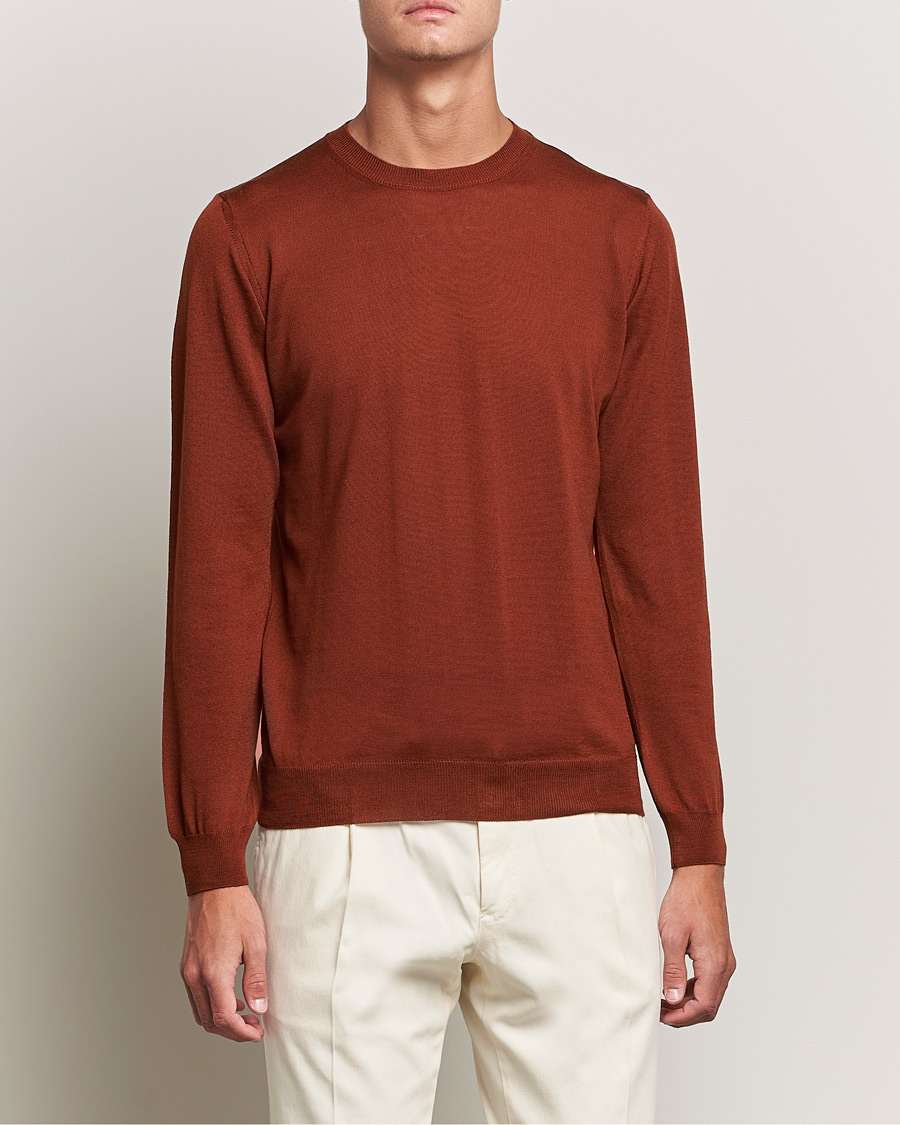 Hombres | Jerséis y prendas de punto | Oscar Jacobson | Custer Extra Fine Merino Crew Neck Rust