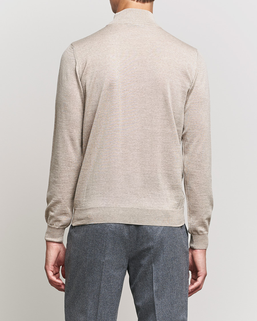 Hombres | Jerséis y prendas de punto | Oscar Jacobson | Hilton Extrafine Merino Mock Neck Beige