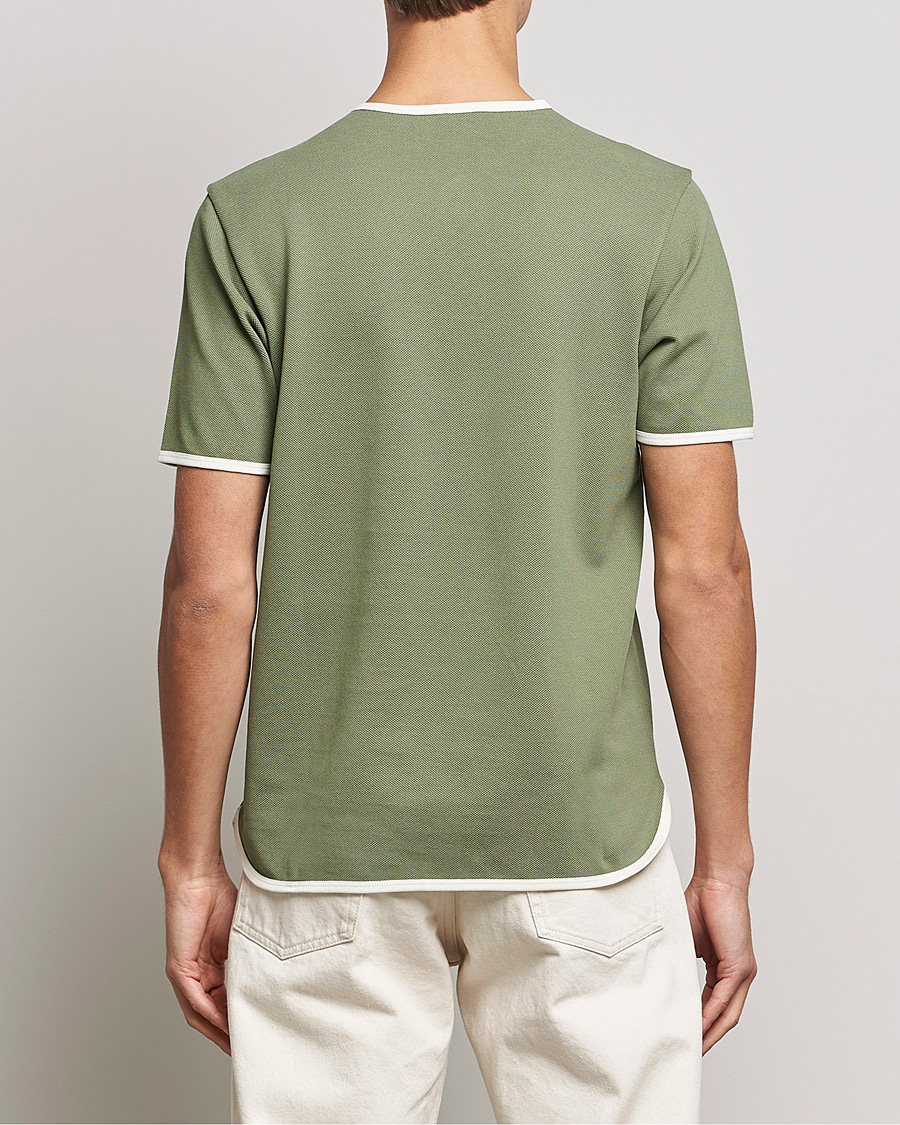 Hombres | Camisetas | Sunspel | Paul Weller Heavy Cotton Pique Henley T-Shirt Dark Sage