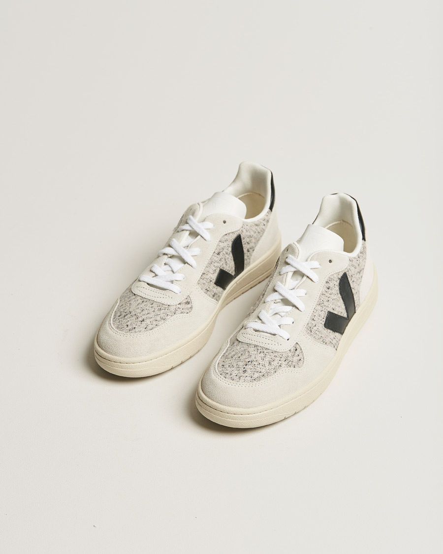 Hombres | Veja V-10 Flannel Leather Sneaker Snow/Black | Veja | V-10 Flannel Leather Sneaker Snow/Black