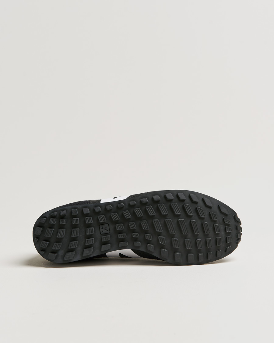 Hombres | Veja SDU Vegan Running Sneaker Black White | Veja | SDU Vegan Running Sneaker Black White