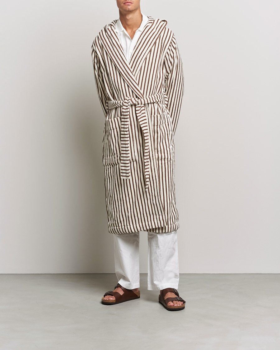 Hombres | Pijamas y batas | Tekla | Organic Terry Hooded Bathrobe Kodiak Stripes
