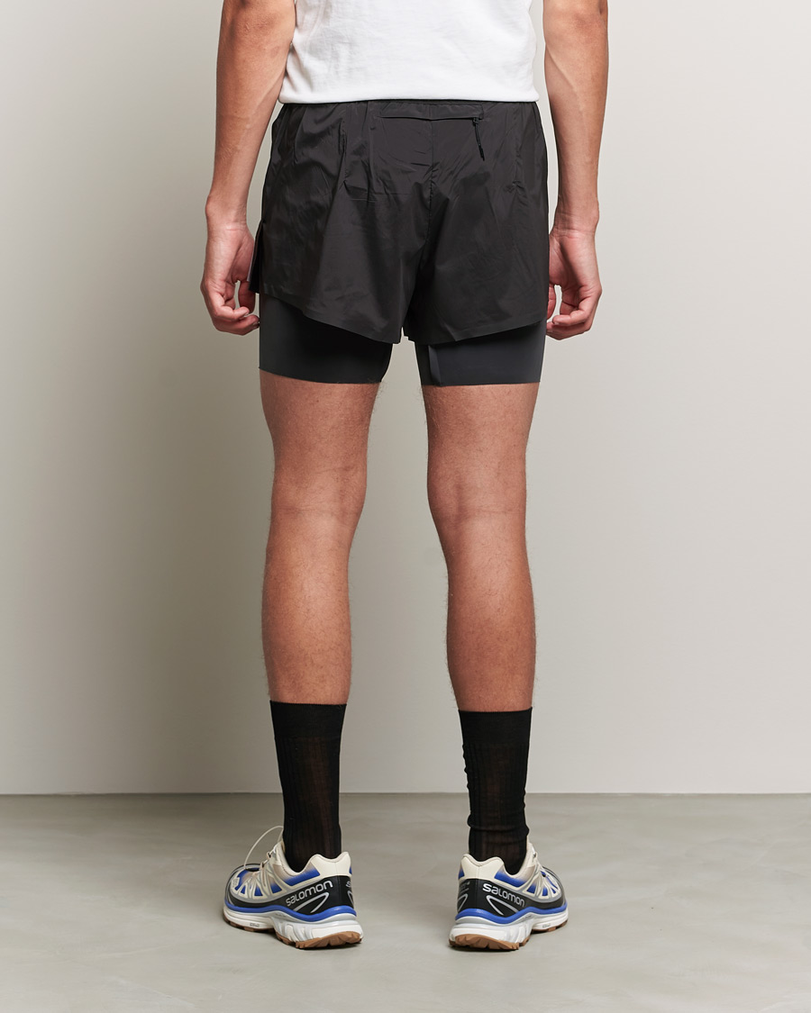 Hombres | Pantalones cortos | Satisfy | TechSilk Shorts Black
