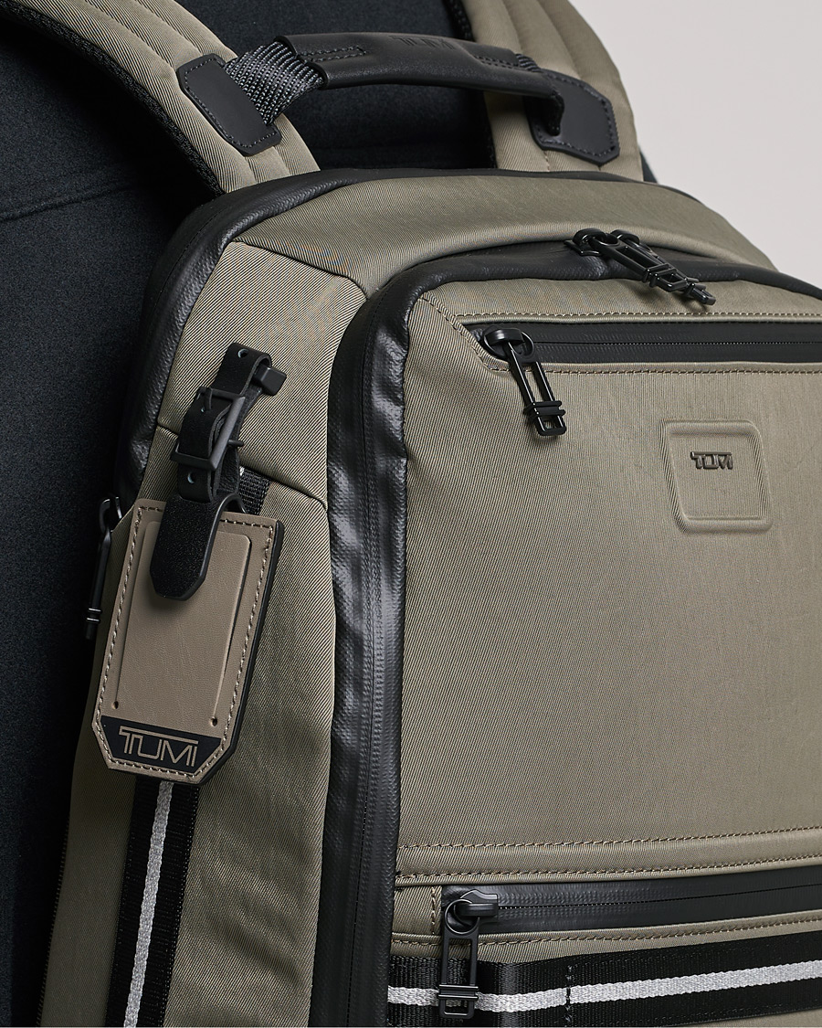Hombres | TUMI Alpha Bravo Dynamic Backpack Sand | TUMI | Alpha Bravo Dynamic Backpack Sand