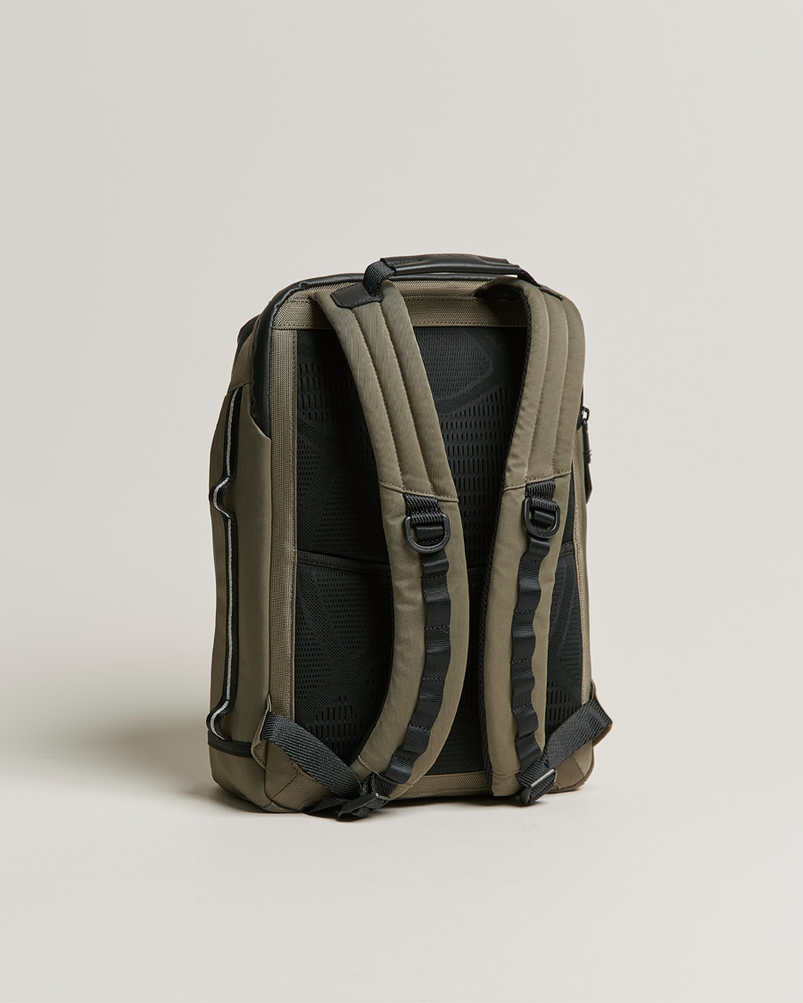 Hombres | TUMI Alpha Bravo Dynamic Backpack Sand | TUMI | Alpha Bravo Dynamic Backpack Sand