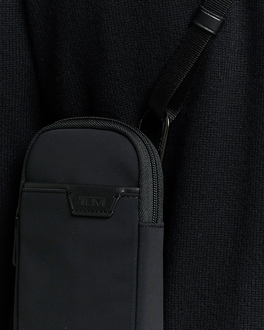 Hombres | TUMI Harrison Beech Small Crossbody Pouch Black | TUMI | Harrison Beech Small Crossbody Pouch Black