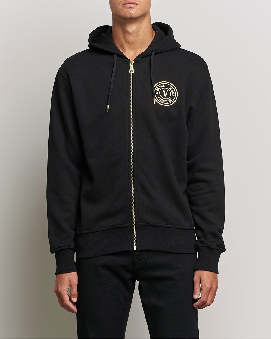 Hombres | Jerséis y prendas de punto | Versace Jeans Couture | V Emblem Hoodie Black/Gold