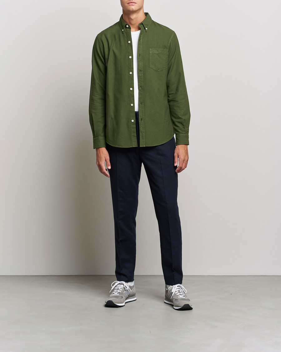 Hombres | Camisas | Colorful Standard | Classic Organic Oxford Button Down Shirt Seaweed Green