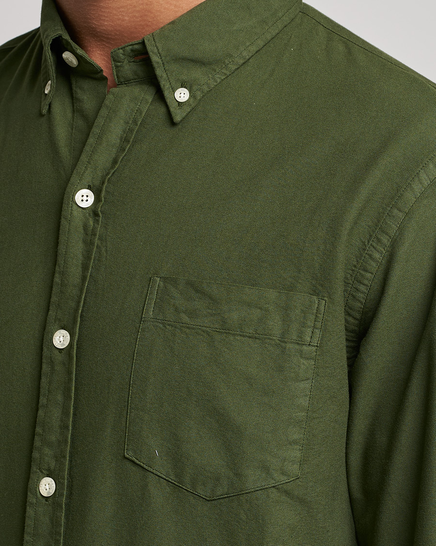Hombres | Camisas | Colorful Standard | Classic Organic Oxford Button Down Shirt Seaweed Green