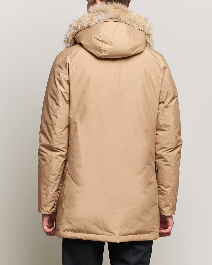 Hombres | Abrigos y chaquetas | Woolrich | Arctic Parka DF Gold Khaki