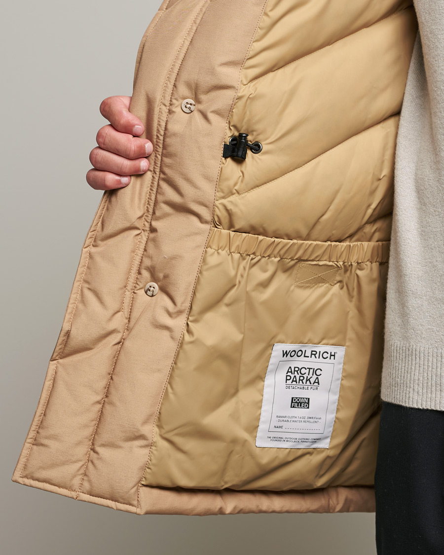 Hombres | Abrigos y chaquetas | Woolrich | Arctic Parka DF Gold Khaki
