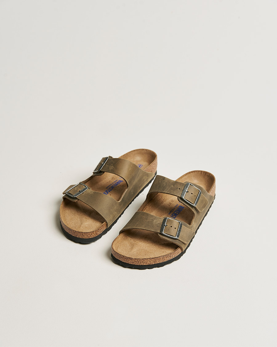 Hombres | Sandalias y chanclas | BIRKENSTOCK | Arizona Soft Footbed Faded Khaki Oiled Leather