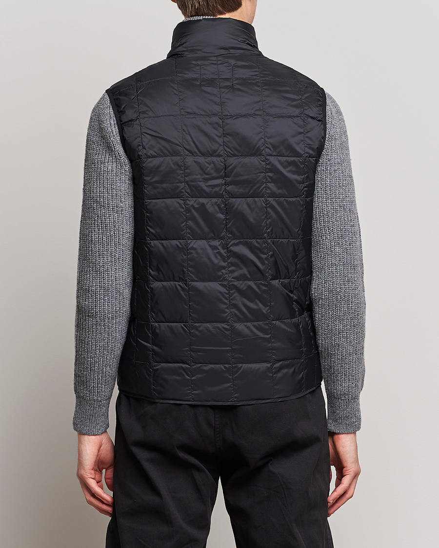 Hombres | Abrigos y chaquetas | TAION | High Neck Full Zip Lightweight Down Vest Black