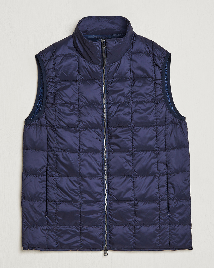 Hombres | Chalecos | TAION | High Neck Full Zip Lightweight Down Vest Navy