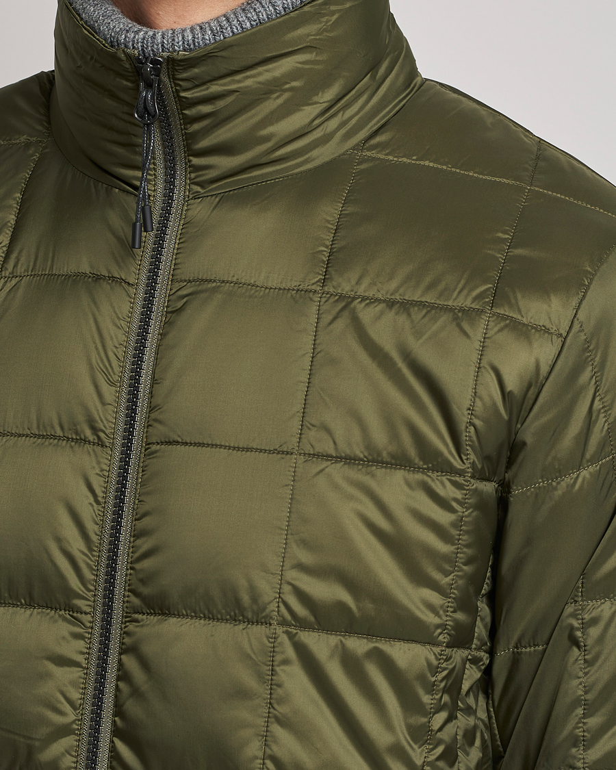 Hombres | Abrigos y chaquetas | TAION | High Neck Full Zip Lightweight Down Jacket Dark Olive