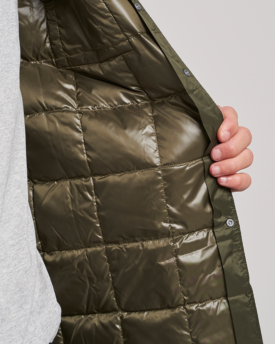 Hombres | Camisas | TAION | Lightweight Down Shirt Dark Olive