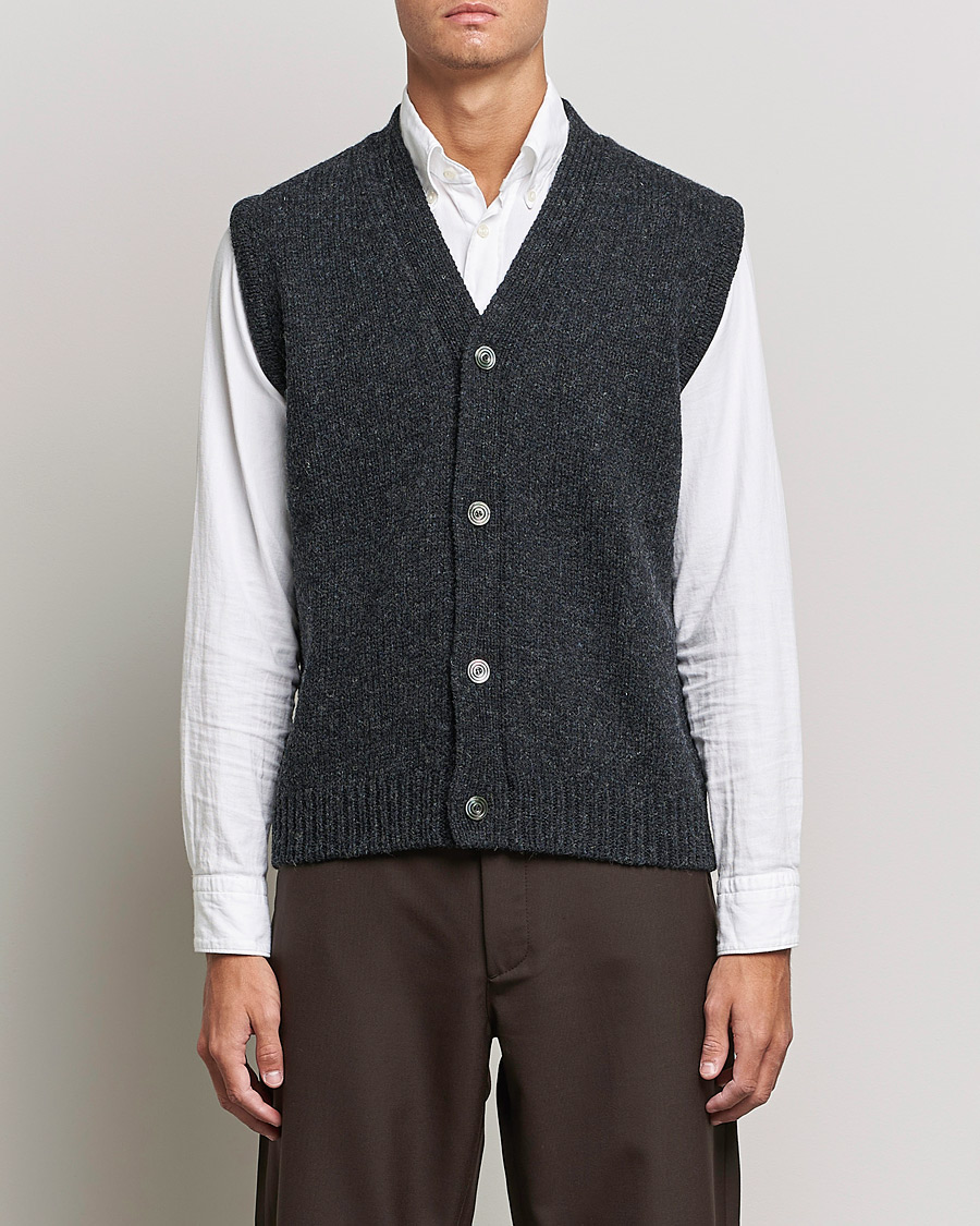 Hombres | Jerséis y prendas de punto | Sunflower | Steven Knit Vest Dark Grey