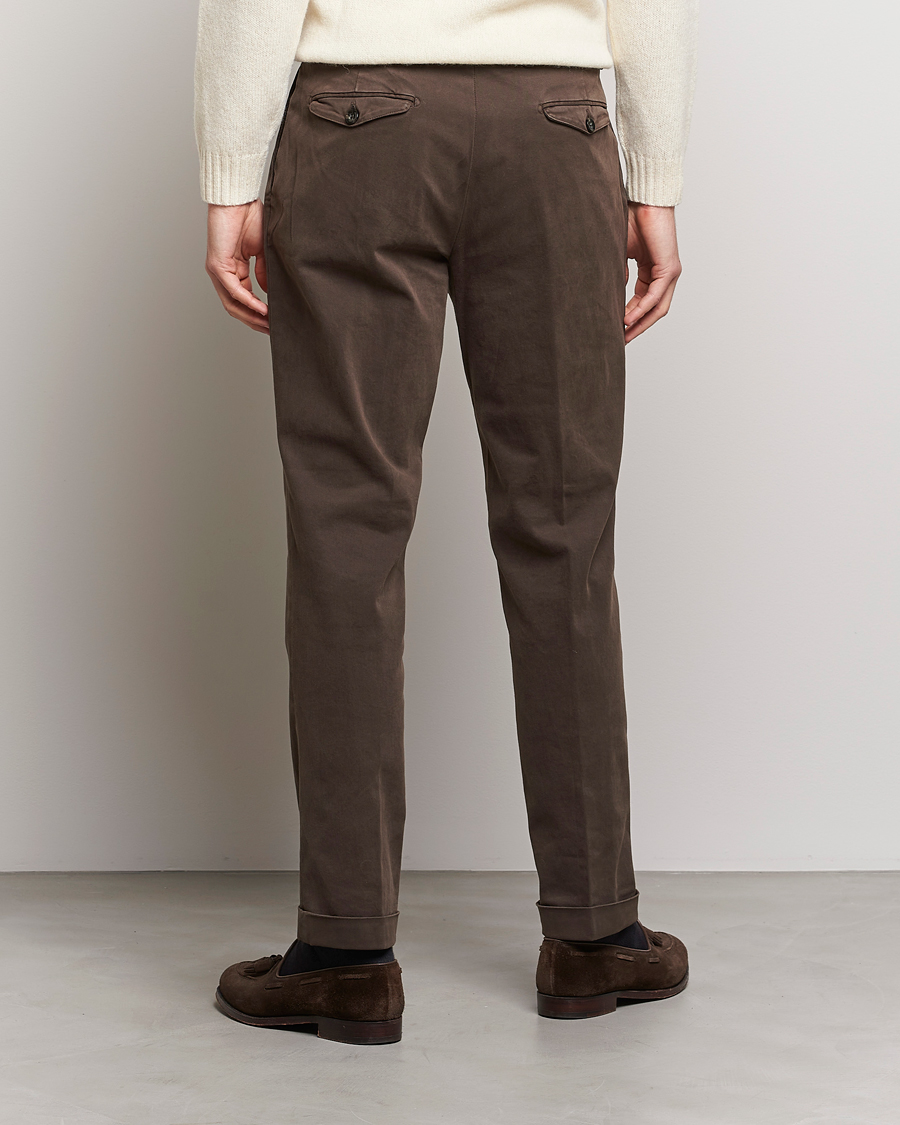 Hombres | Pantalones | Briglia 1949 | Easy Fit Pleated Cotton Stretch Chino Coffe Brown